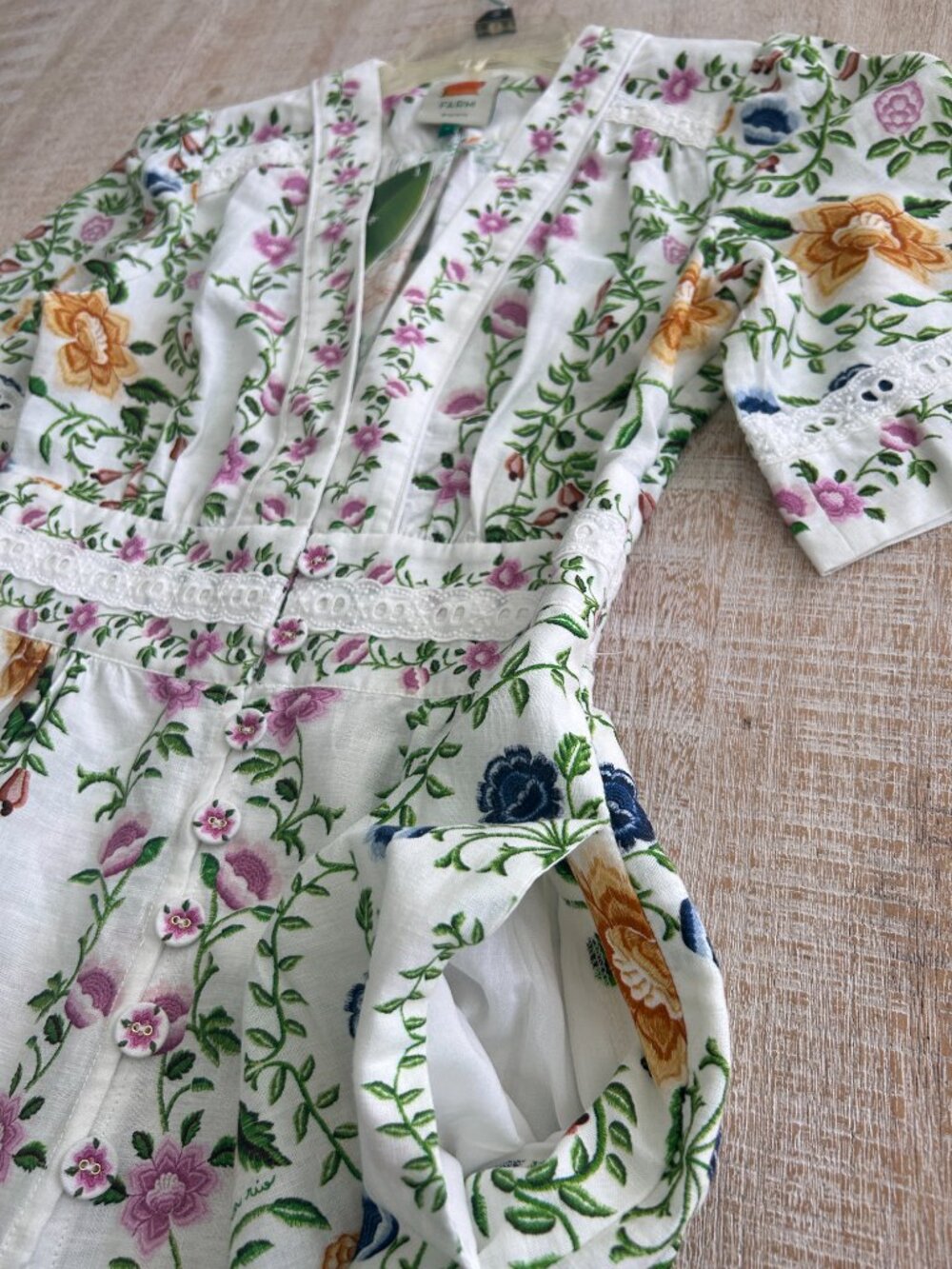 Farm Rio Folk Floral Linen Blend White Short-Sleeve Wide-Leg Jumpsuit Small NWT - Picture 7 of 16